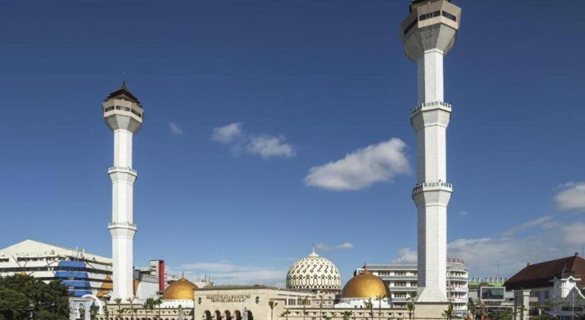 فندق فابو باندونغ باندونج المظهر الخارجي الصورة